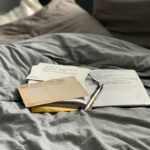 Building a Heartfelt Reflective Journal Routine That Lasts