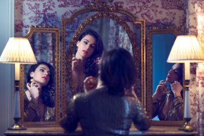 Mirror Work: Embrace Self-Love Through Gentle Words