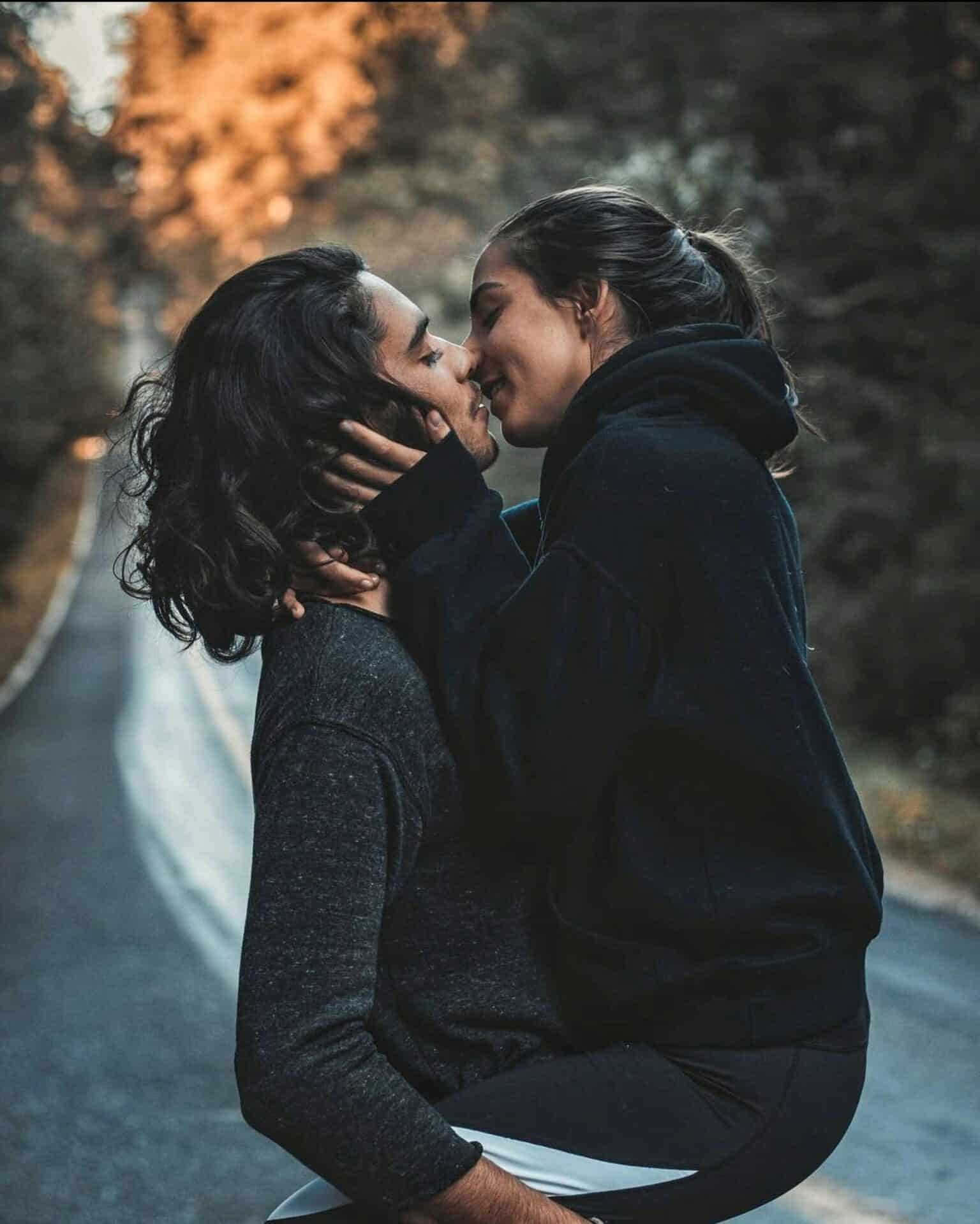 Unlocking Hearts: Understanding Attachment Styles in Love