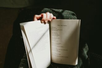 Building Your Reflective Journal Routine: A Heartfelt Guide
